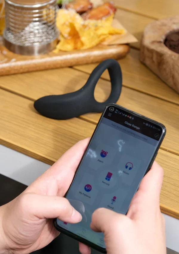 Diamo vibrating Cock Ring by Lovesense - Happytoys Sexshop: online sex shop for Feeling Happy & Easy 😊 - Discreet geleverd