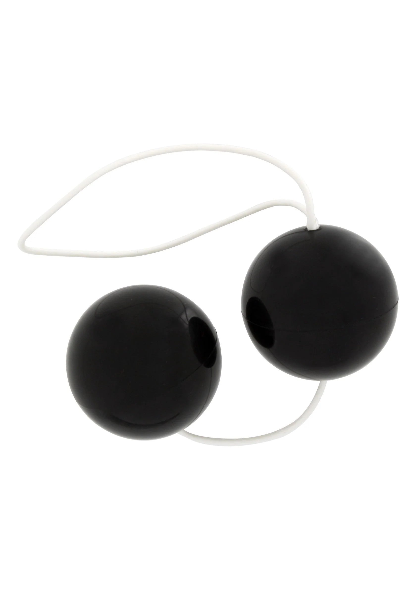 Twee zwarte ovale balletjes met wit koord