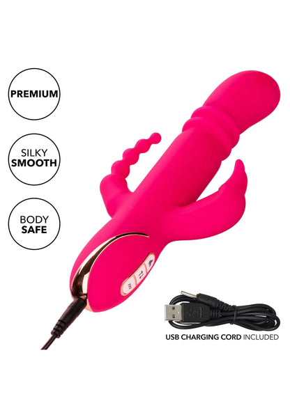 Verwarmde felroze siliconen triple konijnenvibrator met USB-oplaadkabel en logo.