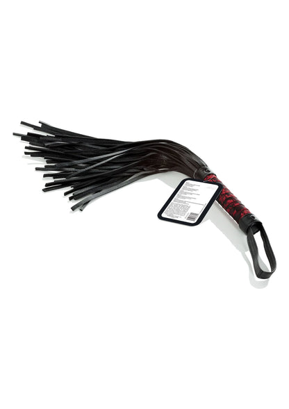 Bestel: Scandal Flogger With Tag - bij Happytoys: de erotische sex webshop | liever Happy dan Easy ⭐⭐⭐⭐⭐
