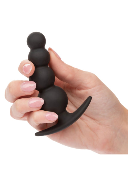 CalExotics beaded anale plug van zwart siliconen, drie bollen met gebogen uiteinde.