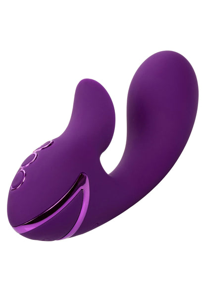 Paarse dubbelgebogen vibrator met glad oppervlak en bedieningsknoppen