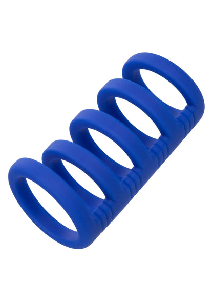 Blauwe siliconen cockkooi met meerdere ringen, diagonaal gefotografeerd.