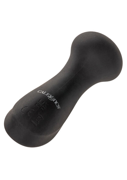 Zwarte mini massager, gebogen handvorm met logo op het oppervlak