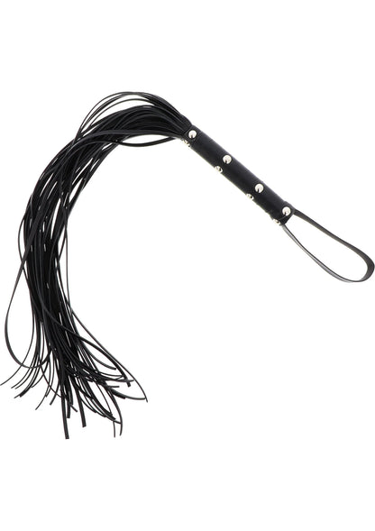 Lange zwarte zweepflogger met franjes en rijen metalen studs langs de smalle riem