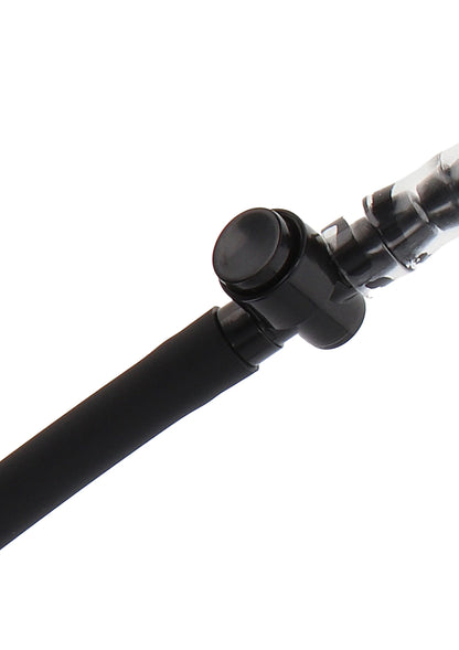 Zwarte pompconnector met ronde dop en slang-/buisuiteinde.