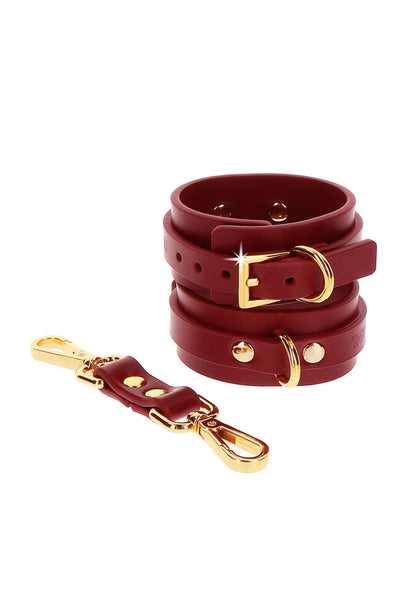 17151_RED_04 | bestel discreet online bij Happytoys, de erotische webshop geleid door een vrouw.