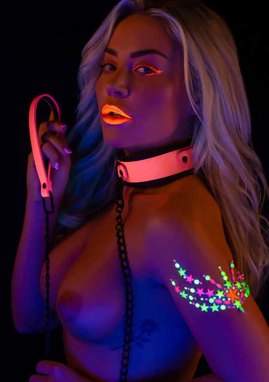 Bestel: Collar and Chain Leash - bij Happytoys: de erotische sex webshop | liever Happy dan Easy ⭐⭐⭐⭐⭐