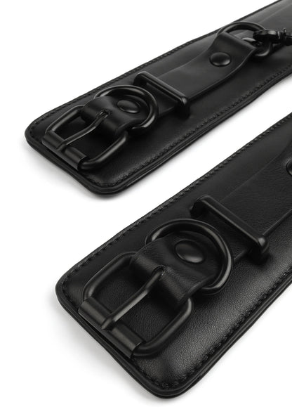 24000_BLACK_06 | bestel discreet online bij Happytoys, de erotische webshop geleid door een vrouw.