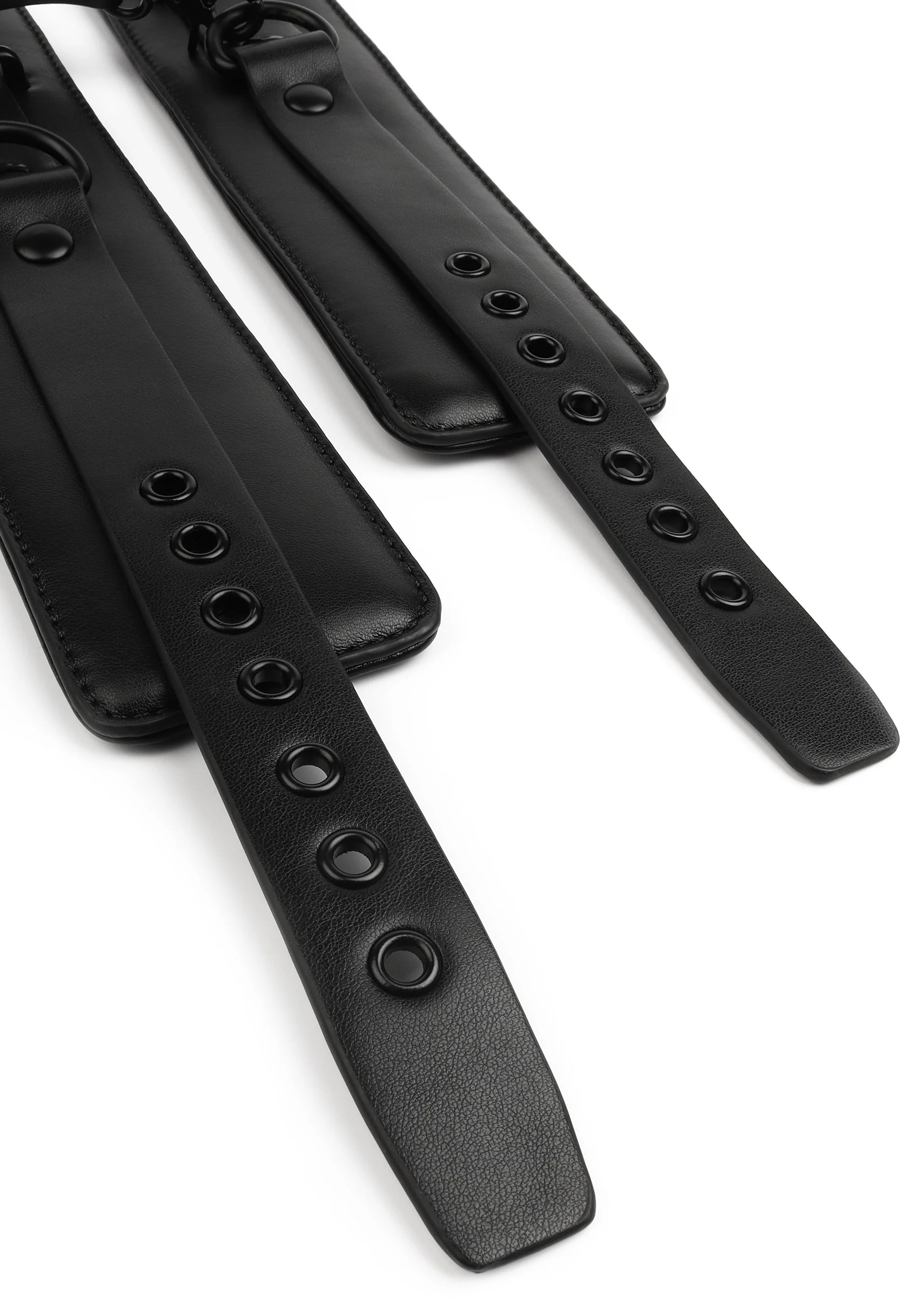 24000_BLACK_07 | bestel discreet online bij Happytoys, de erotische webshop geleid door een vrouw.