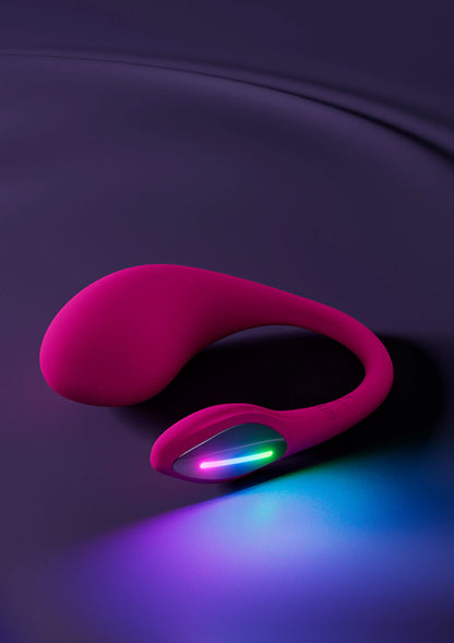 Roze Lovense Lush 4 vibrator op donkere ondergrond, met lichtgevende sensor