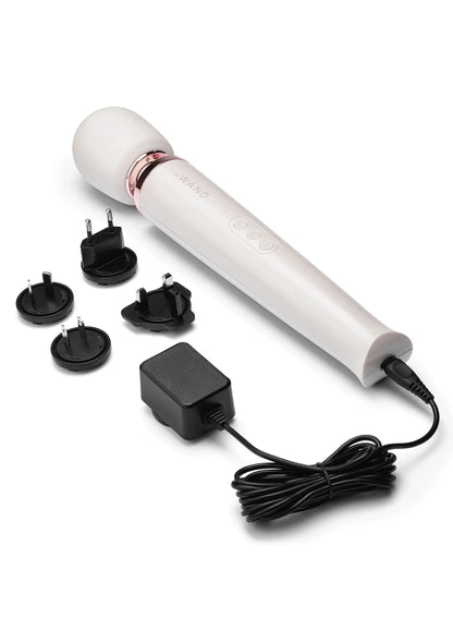 Beste vandaag nog: Rechargeable Massager by Le Wand - bij Happytoys Sexshop: Toys for Feeling Happy & Easy 😊