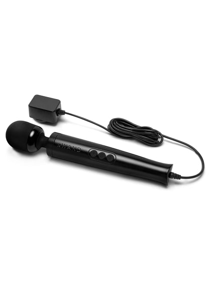 Beste vandaag nog: Le Wand Die Cast Plug - In Vibrating Massager - bij Happytoys Sexshop: Toys for Feeling Happy & Easy 😊