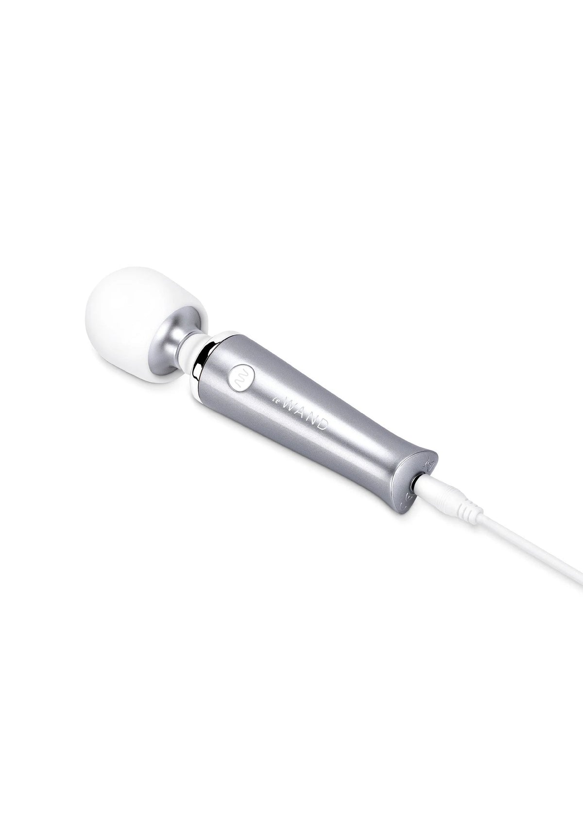 Zilveren wand met witte kop en gebogen stang, close-up met snoer
