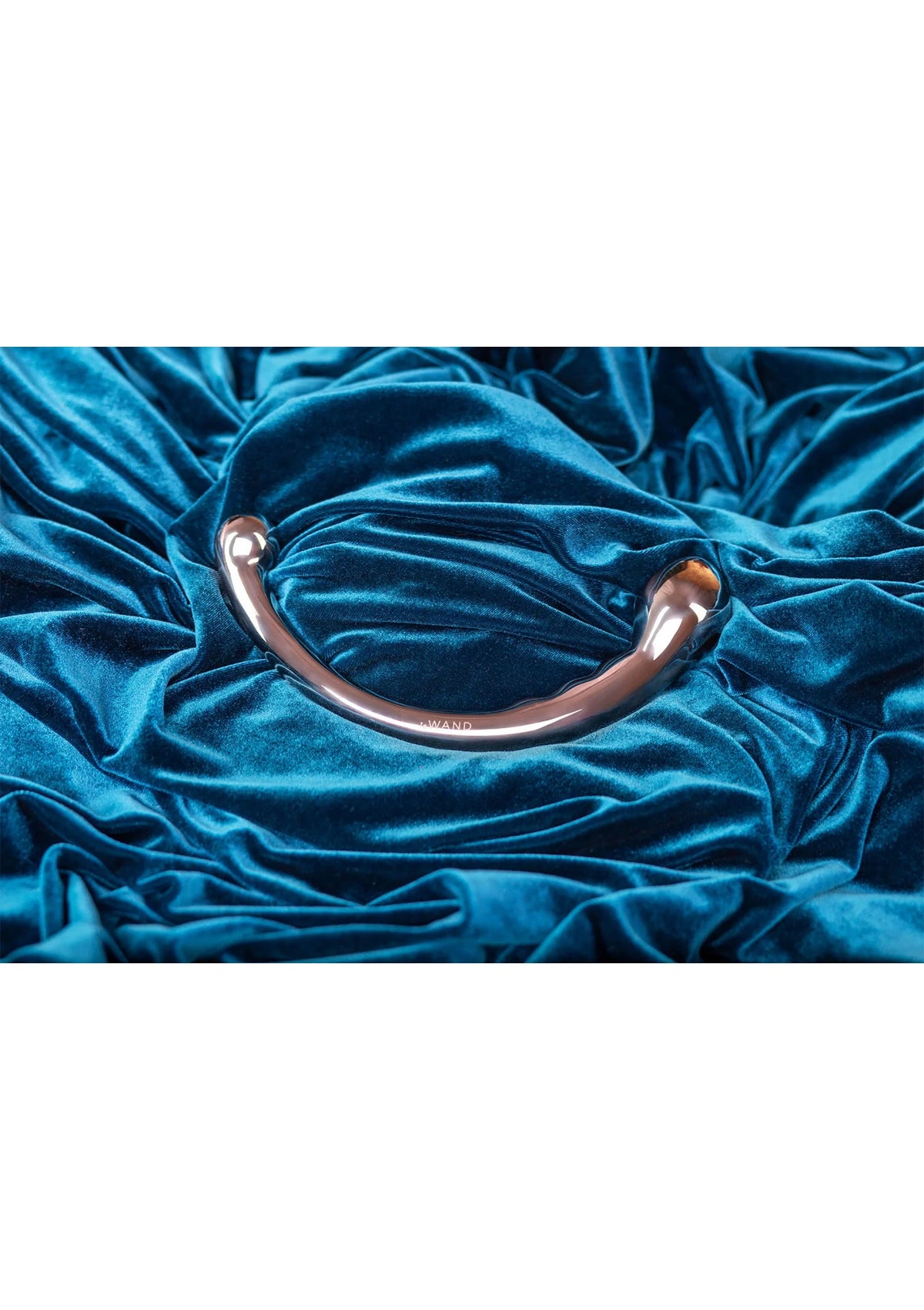 Beste vandaag nog: Chrome Hoop butplug by Le Wand - bij Happytoys