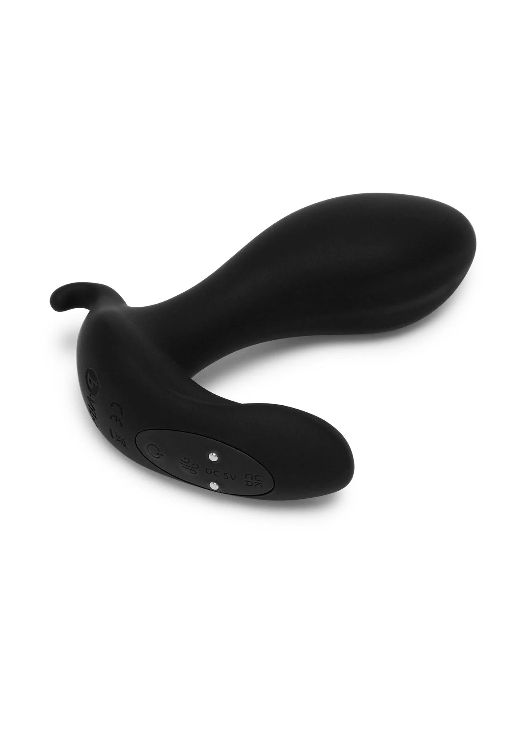 Zwarte anale plug met gebogen vorm en afgeronde punt.