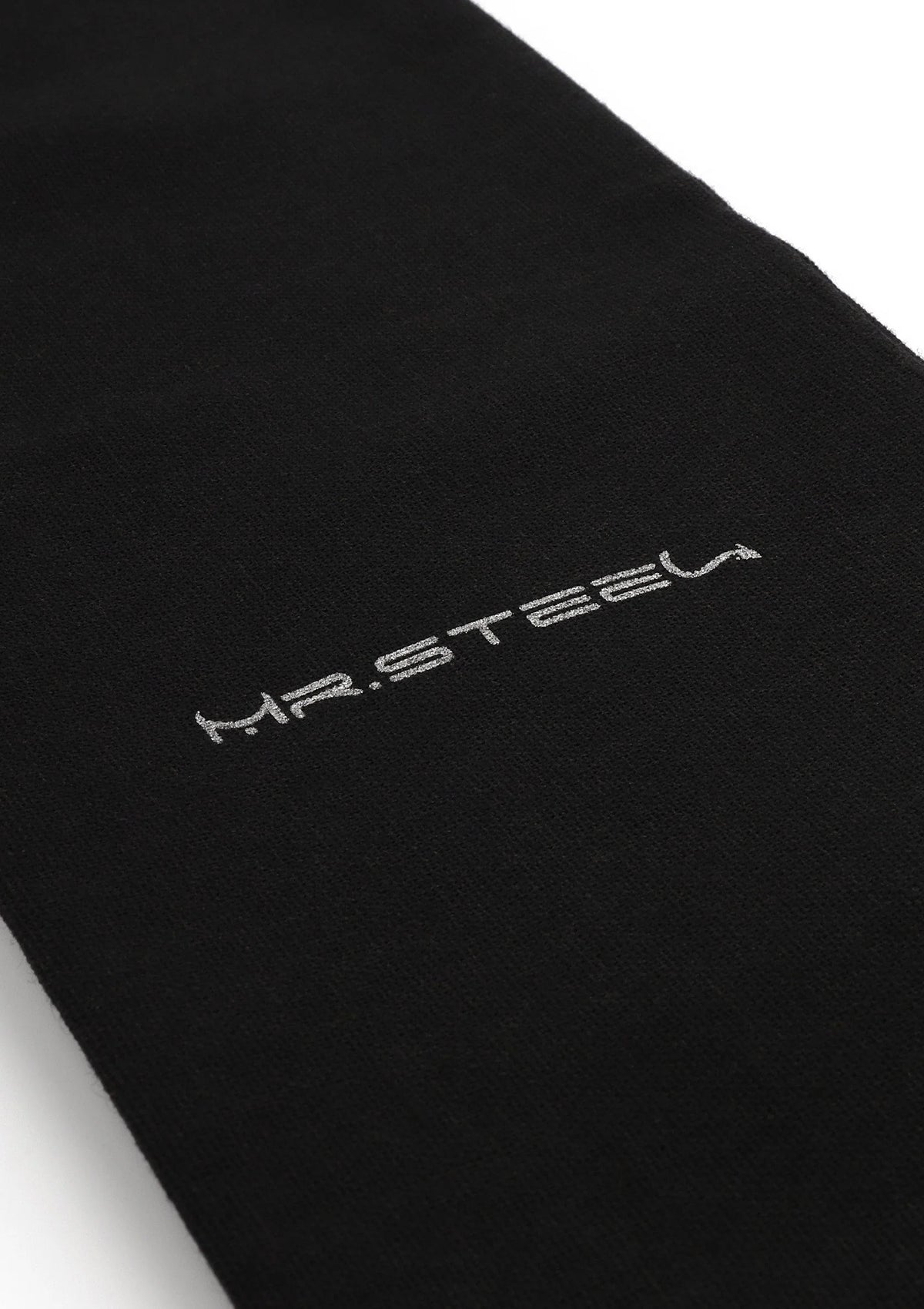Zwart opberzakje met Mr. Steel-logo op de stof