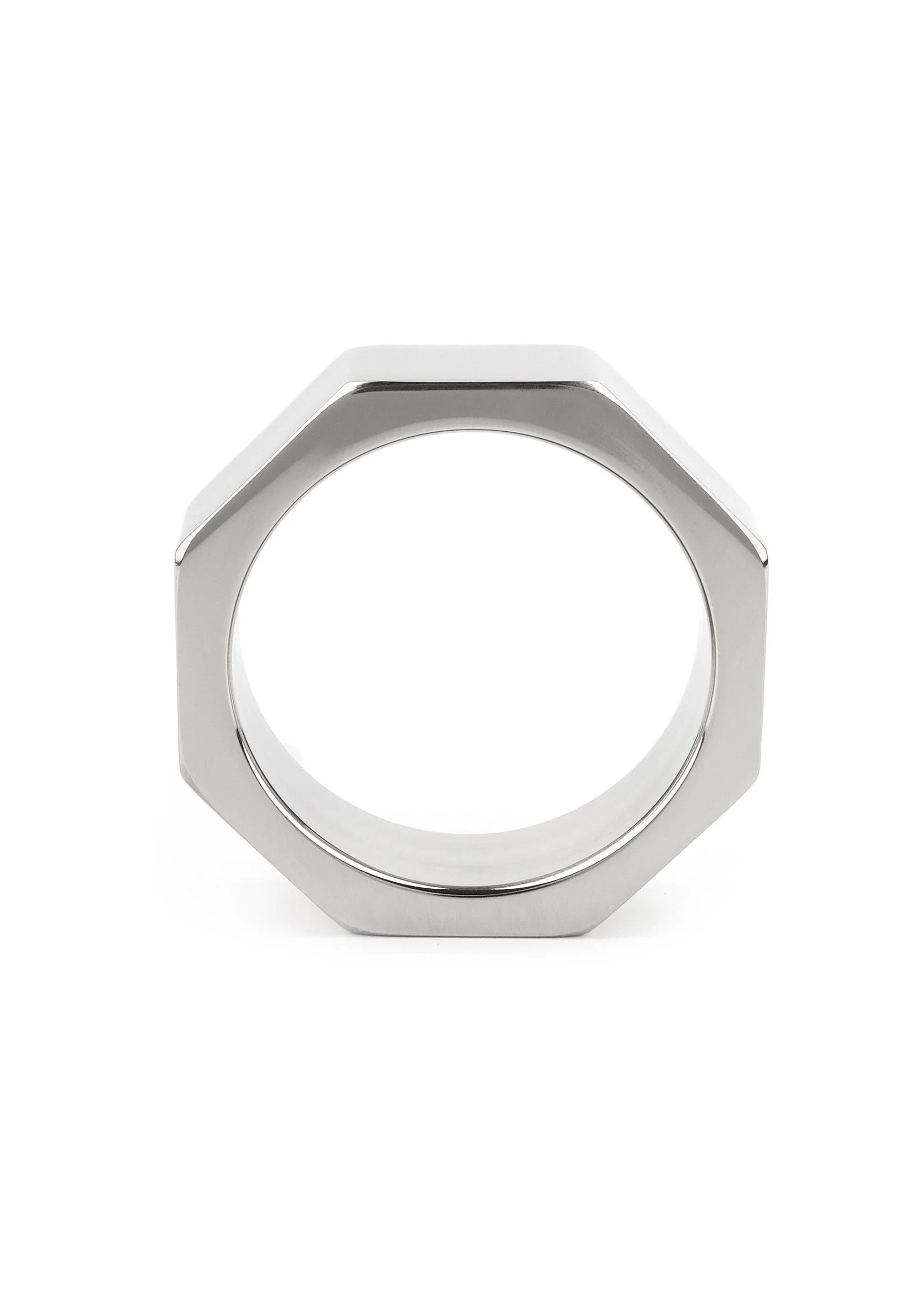 Zilverkleurige hexagonale metalen ring met open ronde opening.