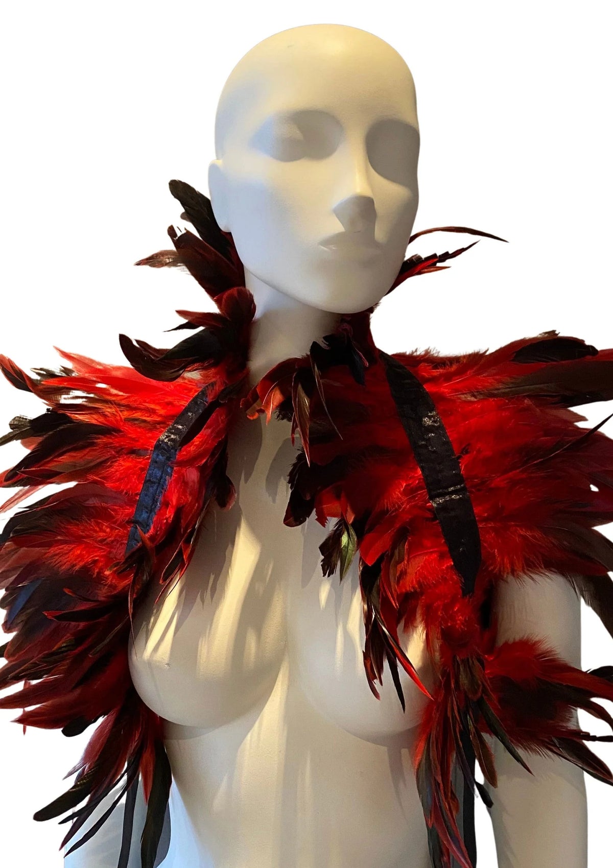 Bestel: Feather Shoulder Wrap - bij Happytoys: de erotische sex webshop | liever Happy dan Easy ⭐⭐⭐⭐⭐