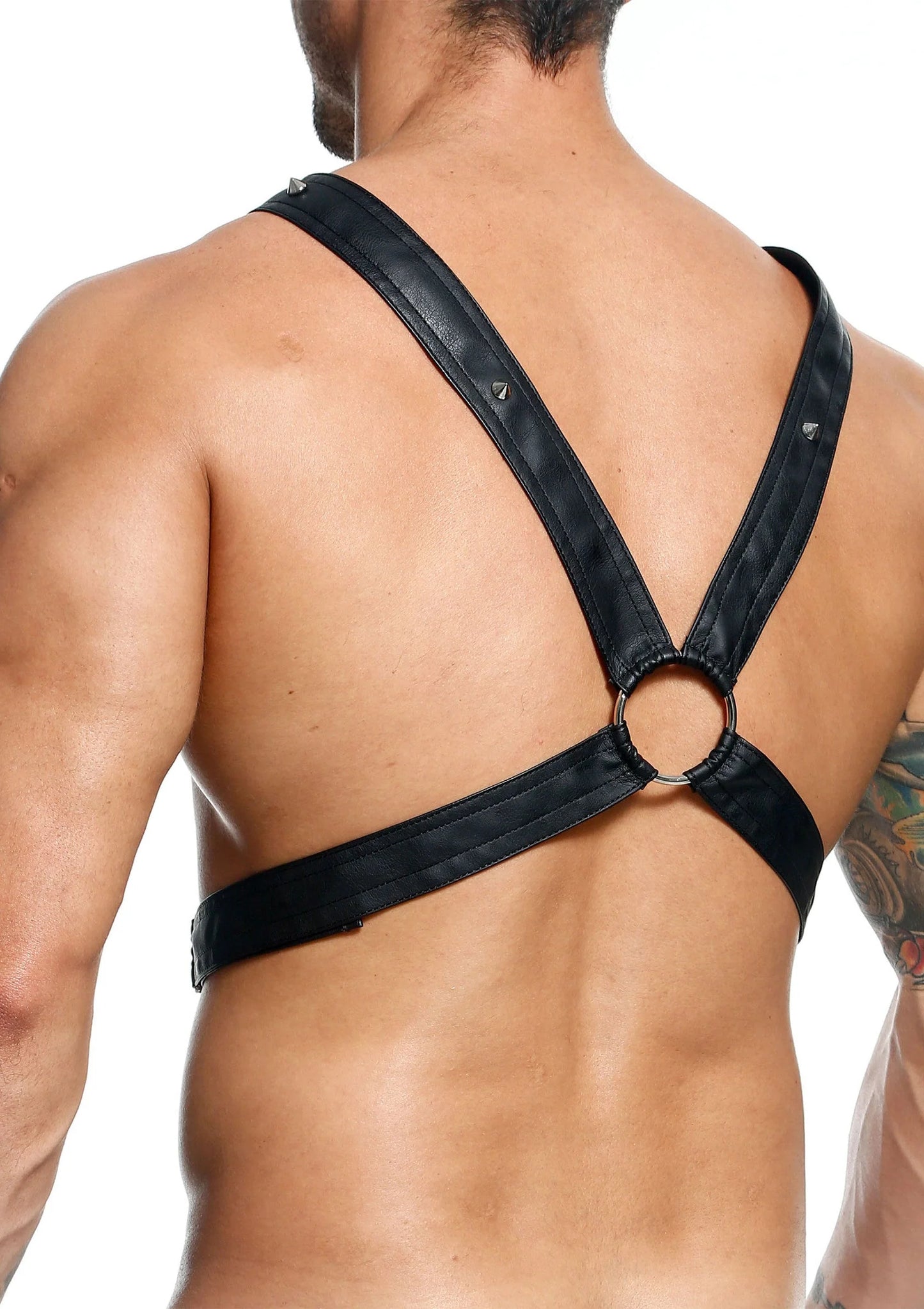 Bestel: DNGEON Cross Chain Harness by MOB Eroticwear Dngeon - bij Happytoys: de erotische sex webshop | liever Happy dan Easy ⭐⭐⭐⭐⭐