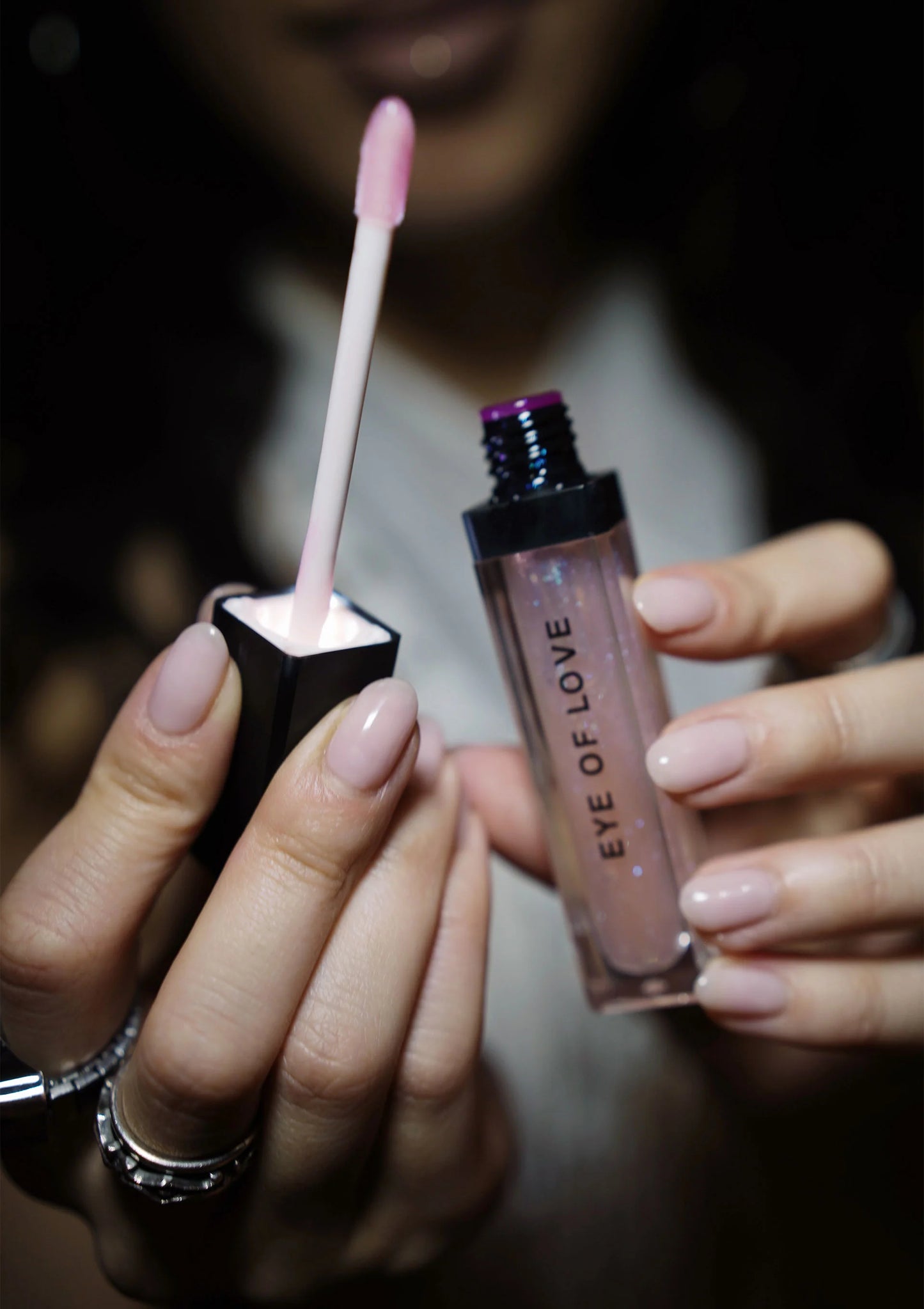 Beste vandaag nog: Pink Pulse Pheromone Lip Gloss 8ml by Eye of Love Matchmaker - bij Happytoys Sexshop: online sex shop for Feeling Happy & Easy 😊