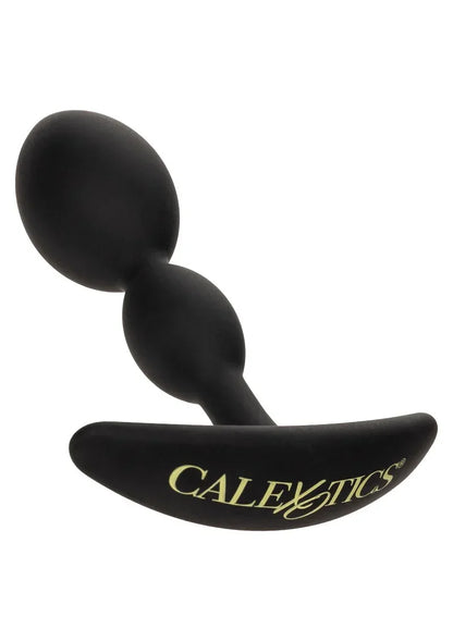 Zwarte anale plug met CALEXOTICS-logo op de flens, ronde teardrop-vorm.