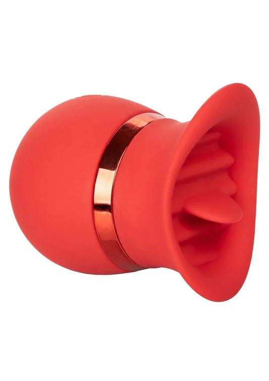Rode siliconen vibrator met ribbels en gouden ring, met ronde open voorkant