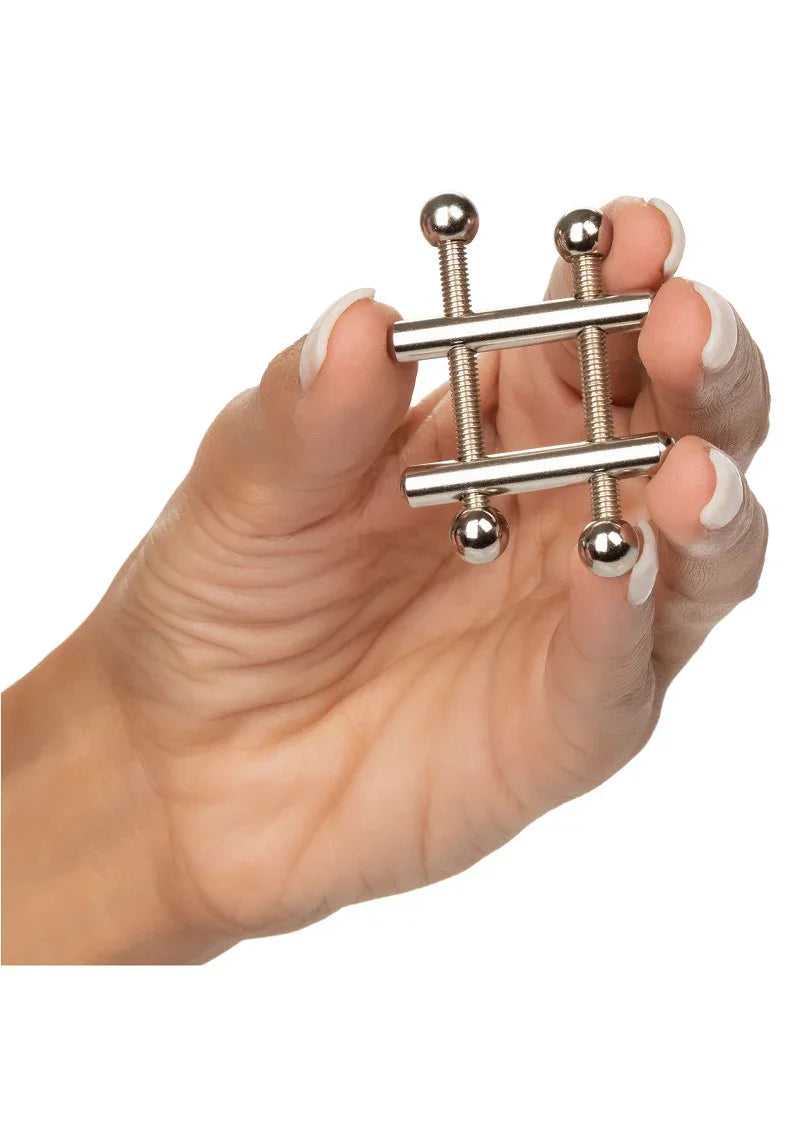 Crossbar Nipple Vices by CalExotics - Happytoys Sexshop: online sex shop for Feeling Happy & Easy 😊 - Discreet geleverd